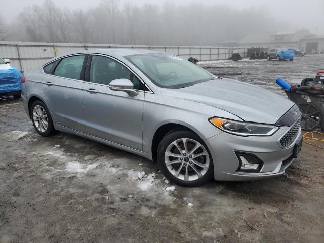 Photo 4 from auction – 2020 FORD FUSION TIT with VIN 3FA6P0SU2LR142382
