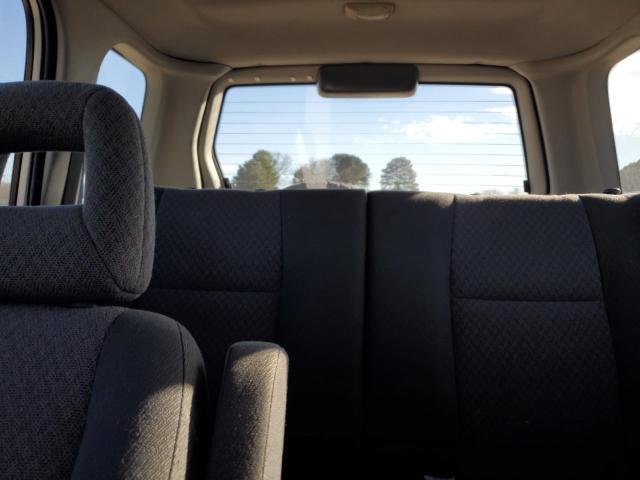 Снимка 10 от търг – 2004 CHEVROLET TRACKER с VIN 2CNBE134846906856