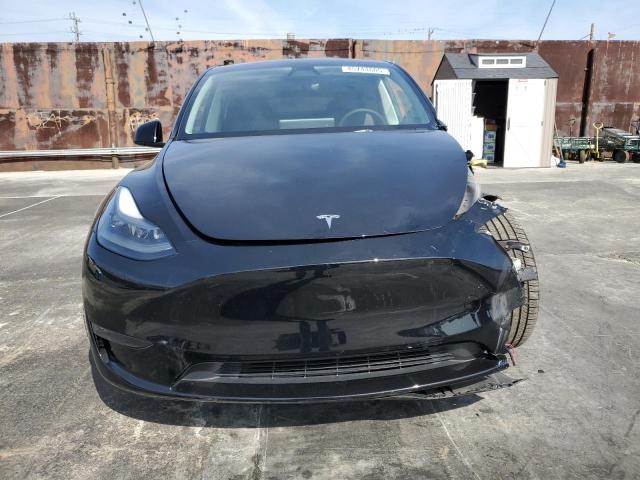 Снимка 5 от търг – 2023 TESLA MODEL Y с VIN 7SAYGDEE6PF923897