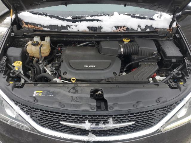 Photo 12 from auction – 2017 CHRYSLER PACIFICA L with VIN 2C4RC1GG7HR648816