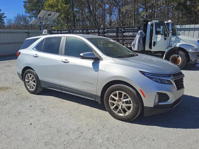 Photo 4 from auction – 2022 CHEVROLET EQUINOX LT with VIN 2GNAXJEV0N6136869
