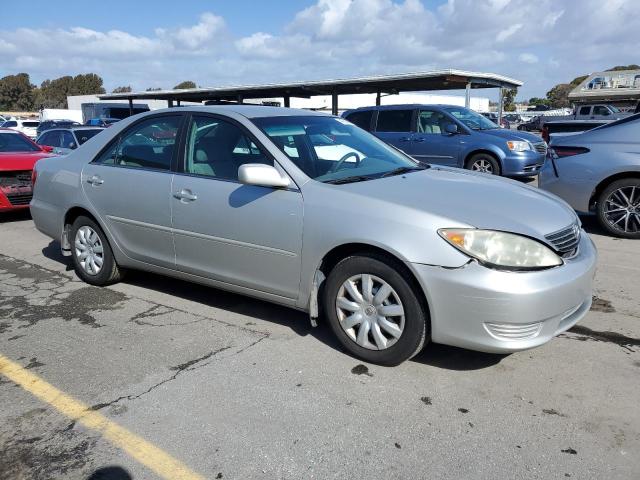 Photo 4 from auction – 2005 TOYOTA CAMRY LE with VIN 4T1BE30K15U559470