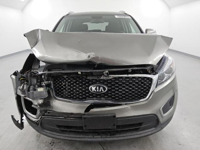 Photo 5 from auction – 2016 KIA SORENTO LX with VIN 5XYPG4A36GG104166