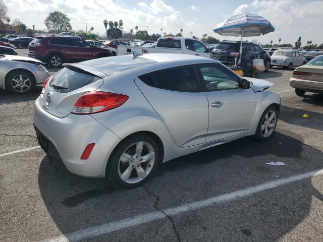 Photo 3 from auction – 2014 HYUNDAI VELOSTER with VIN KMHTC6AD2EU186726