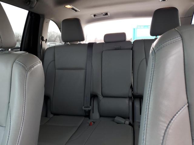 Photo 10 from auction – 2017 TOYOTA HIGHLANDER with VIN 5TDJZRFH3HS521587