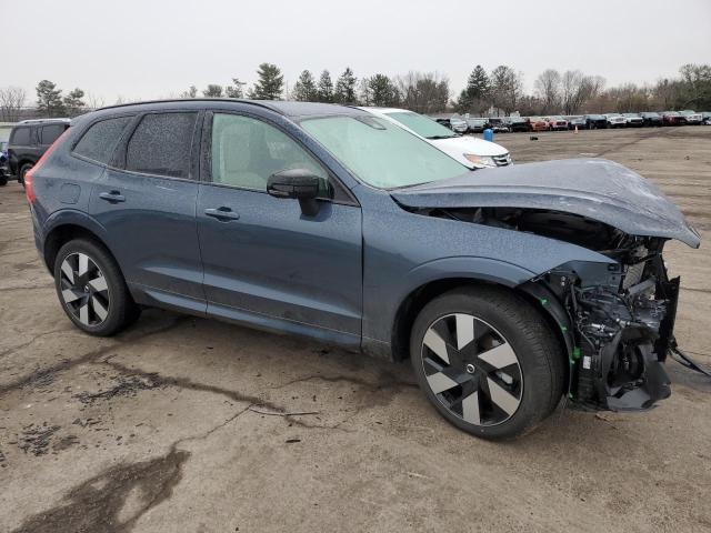 Photo 4 from auction – 2025 VOLVO XC60 PLUS with VIN YV4H60RC5S1051213