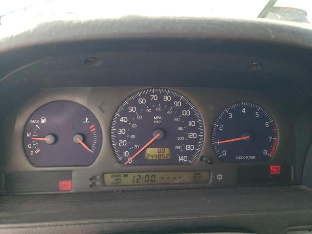 Photo 9 from auction – 2000 VOLVO V70 R with VIN YV1LV60D0Y2678696