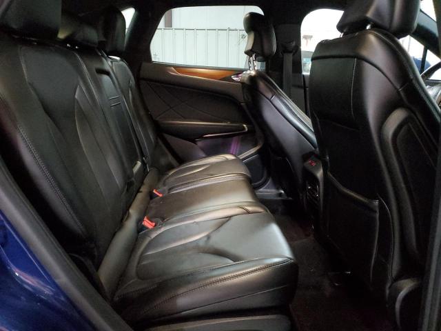Фото 11 с аукциона – 2018 LINCOLN MKC RESERV с VIN 5LMCJ3D93JUL03426