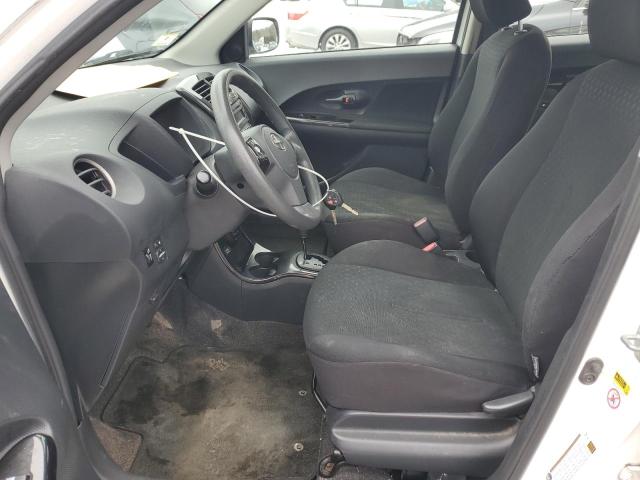Photo 7 from auction – 2010 TOYOTA SCION XD with VIN JTKKU4B47AJ056560