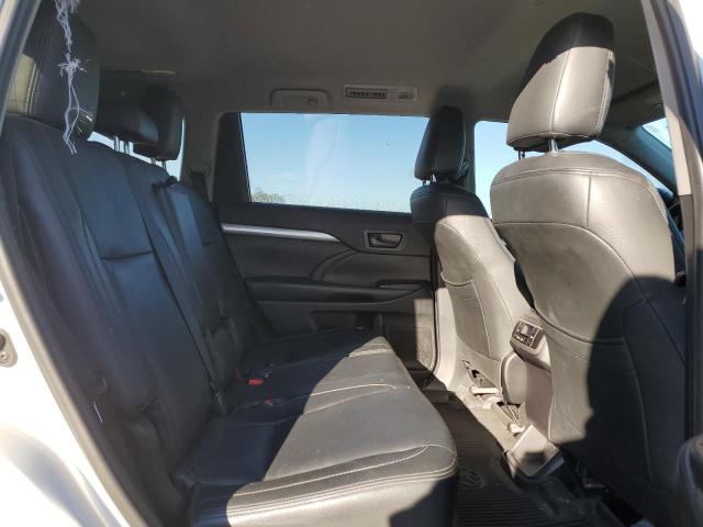 Photo 11 from auction – 2019 TOYOTA HIGHLANDER with VIN 5TDZARFH8KS050134
