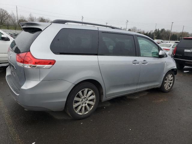 Photo 3 from auction – 2014 TOYOTA SIENNA LE with VIN 5TDJK3DC4ES089418