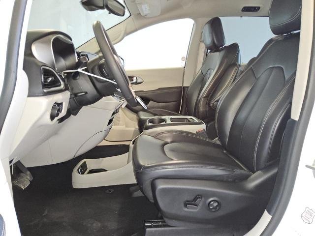 Photo 7 from auction – 2023 CHRYSLER PACIFICA T with VIN 2C4RC1BG2PR581306