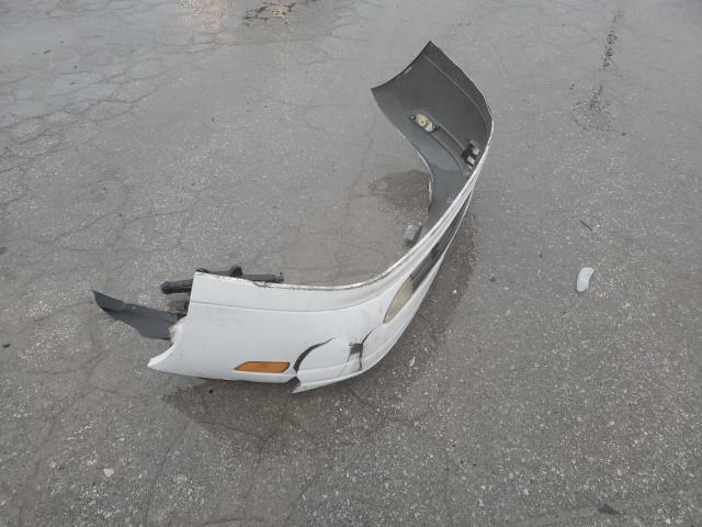 Photo 12 from auction – 2002 FORD FOCUS SE with VIN 1FAFP34P12W212653