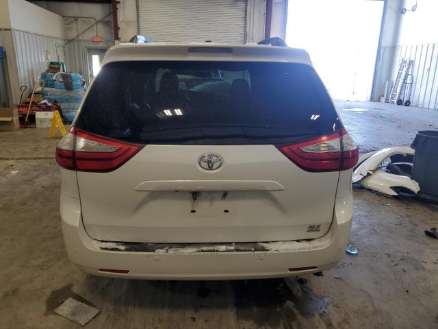 Photo 6 from auction – 2017 TOYOTA SIENNA XLE with VIN 5TDDZ3DC3HS153011