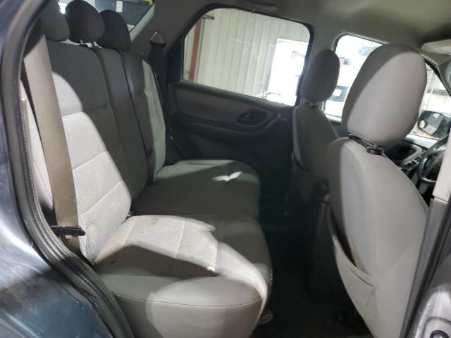 Photo 11 from auction – 2005 FORD ESCAPE XLT with VIN 1FMYU03115KC94236
