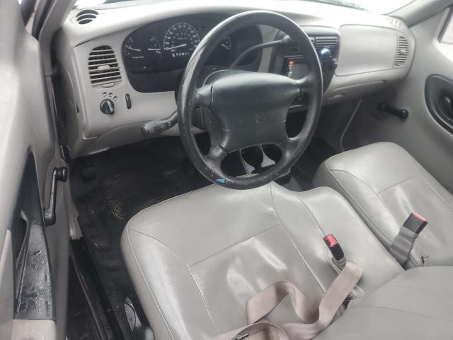 Photo 8 from auction – 2000 MAZDA B3000 with VIN 4F4YR12V7YTM31122