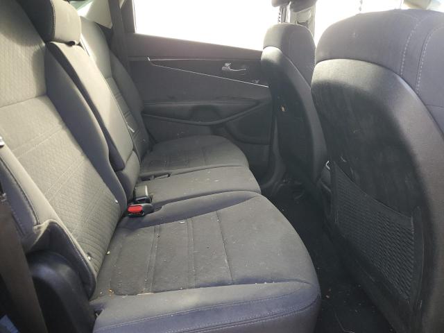 Photo 10 from auction – 2016 KIA SORENTO LX with VIN 5XYPGDA3XGG045283