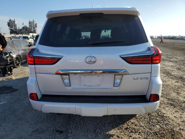 Photo 6 from auction – 2016 LEXUS LX 570 with VIN JTJHY7AX4G4218054