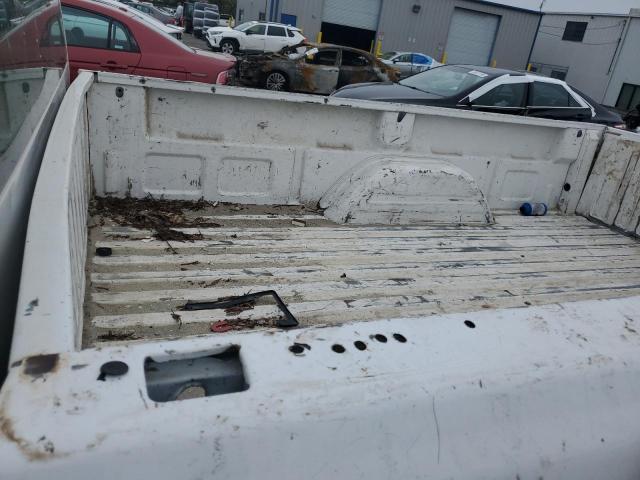 Photo 10 from auction – 2005 CHEVROLET SILVERADO with VIN 1GCEC14XX5Z170184
