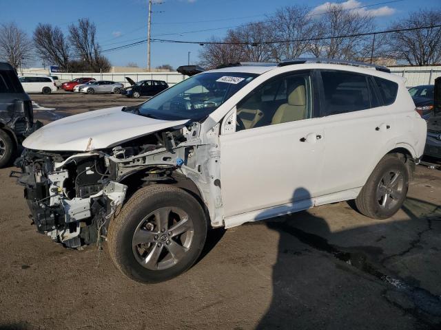 Photo 1 from auction – 2015 TOYOTA RAV4 XLE with VIN JTMRFREV0FD138962