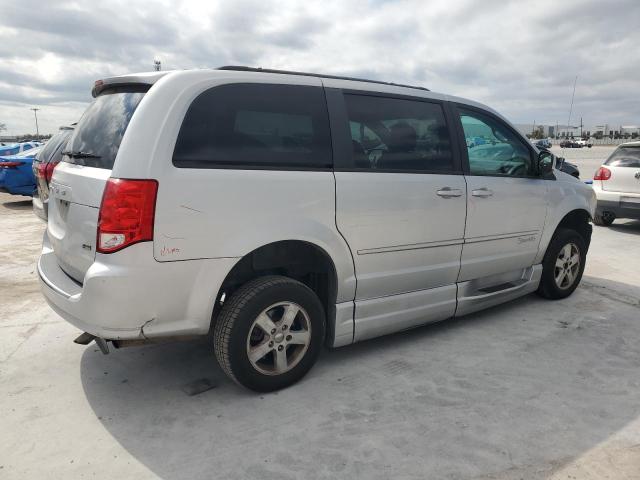 Photo 3 from auction – 2012 DODGE GRAND CARA with VIN 2C4RDGCG1CR147287
