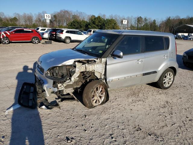 KIA SOUL + 2013 مع رقم تعريف المركبة KNDJT2A68D7514833 - صورة من المزاد