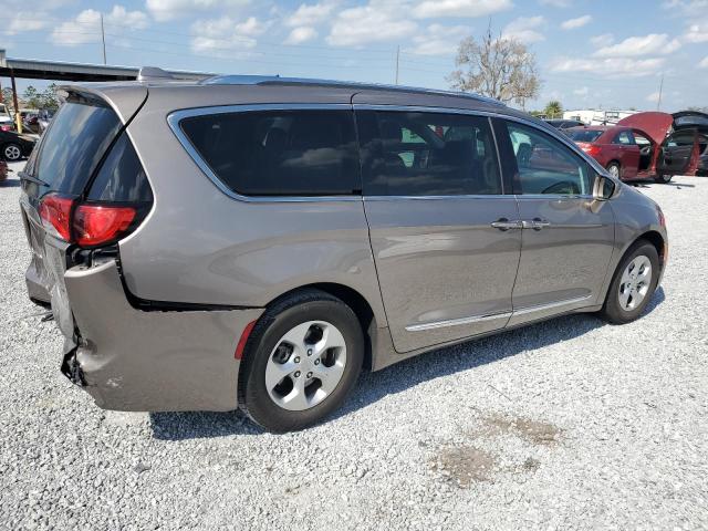 Photo 3 from auction – 2017 CHRYSLER PACIFICA T with VIN 2C4RC1EG9HR585124