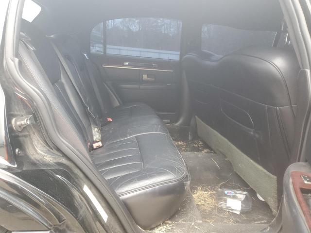 Photo 10 from auction – 2003 LINCOLN TOWN CAR E with VIN 1L1FM81W43Y635225