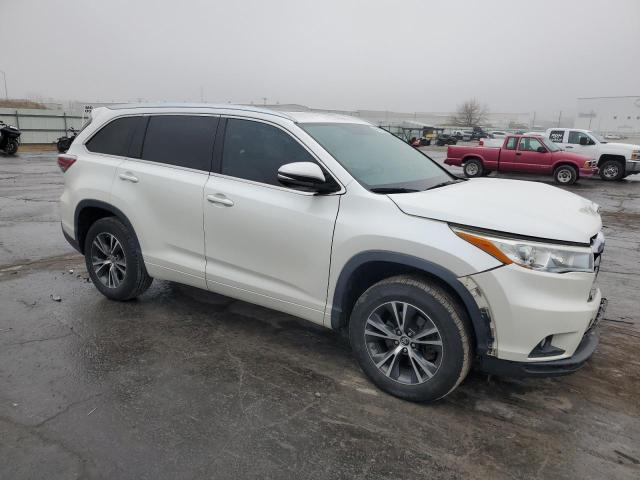 Photo 4 from auction – 2016 TOYOTA HIGHLANDER with VIN 5TDKKRFH6GS163229