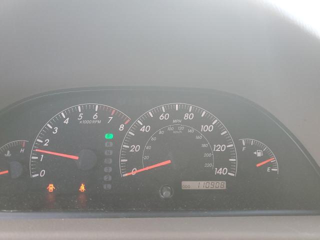 Photo 9 from auction – 2005 TOYOTA CAMRY LE with VIN 4T1BF30K05U109824