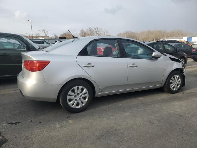 Photo 3 from auction – 2010 KIA FORTE EX with VIN KNAFU4A27A5053480
