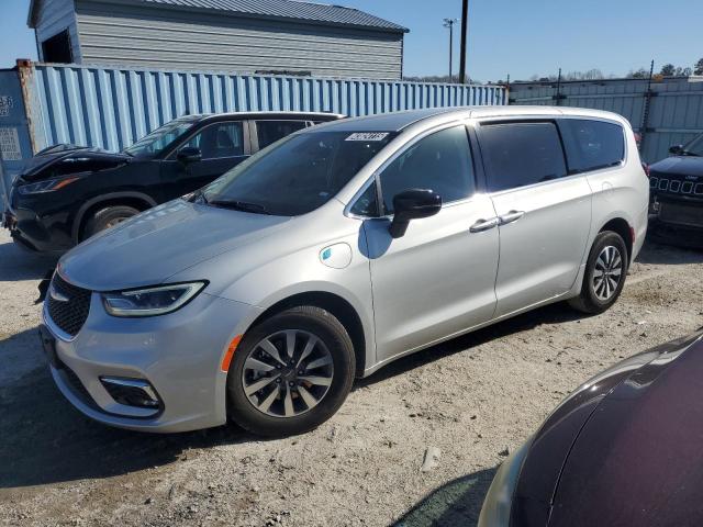 CHRYSLER PACIFICA H 2024 with VIN 2C4RC1S76RR147490 - Photo from auction