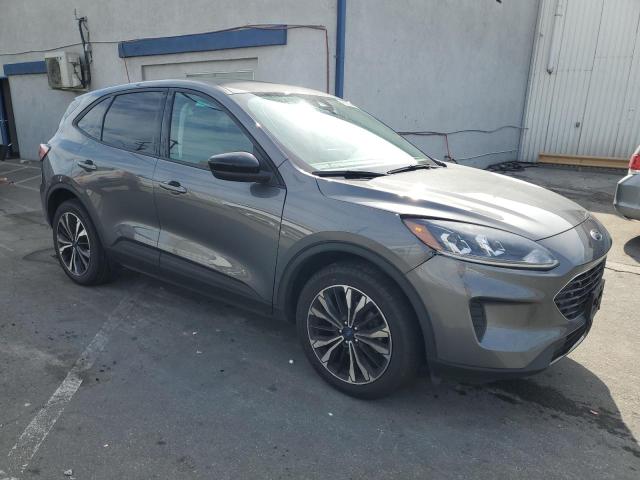 Photo 4 from auction – 2022 FORD ESCAPE SE with VIN 1FMCU0G64NUB50278