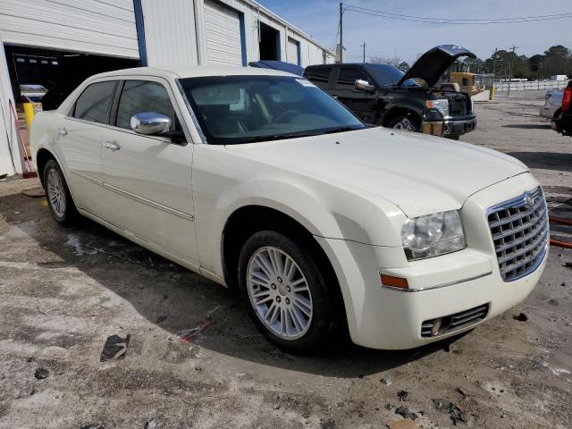 Photo 4 from auction – 2010 CHRYSLER 300 TOURIN with VIN 2C3CA5CV4AH225330