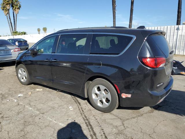 Photo 2 from auction – 2017 CHRYSLER PACIFICA E with VIN 2C4RC1L73HR782549