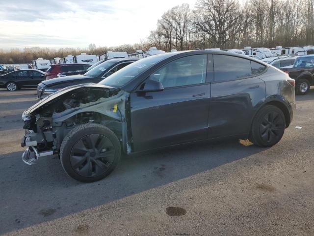TESLA MODEL Y 2024 with VIN 7SAYGDED7RF206693 - Photo from auction