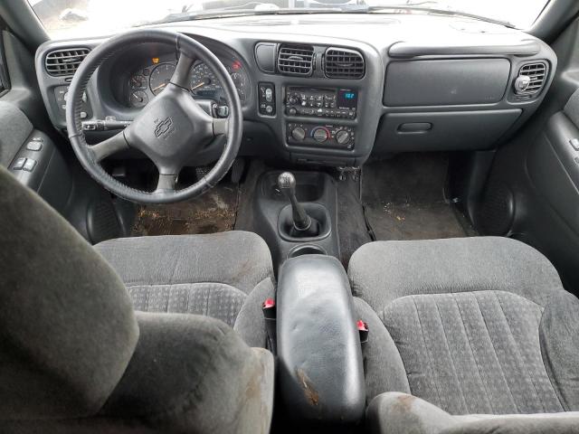 Photo 8 from auction – 2002 CHEVROLET BLAZER with VIN 1GNCS18W12K141650