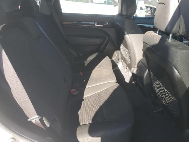 Photo 11 from auction – 2014 KIA SORENTO with VIN 5XYKTCA62EG541735