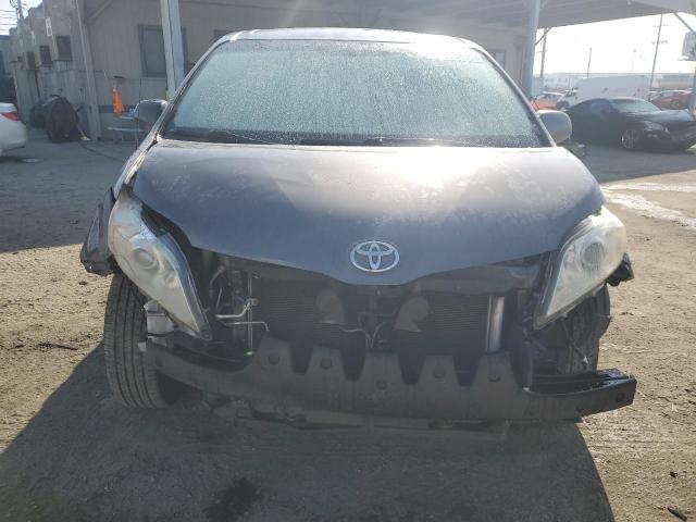 Photo 5 from auction – 2012 TOYOTA SIENNA LE with VIN 5TDKK3DC2CS212599