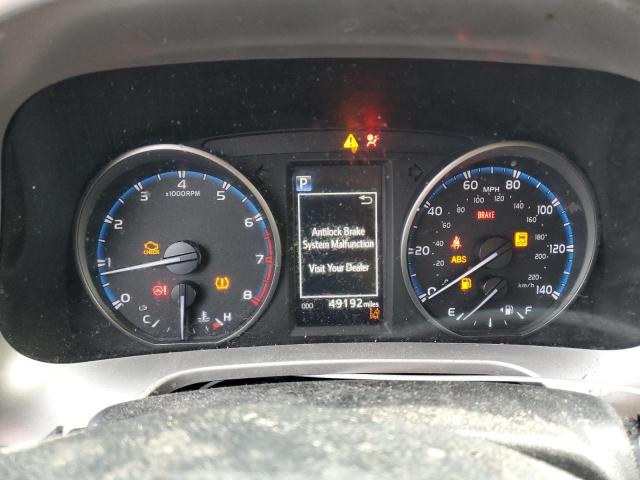 Photo 9 from auction – 2018 TOYOTA RAV4 LE with VIN JTMBFREV2JD256179