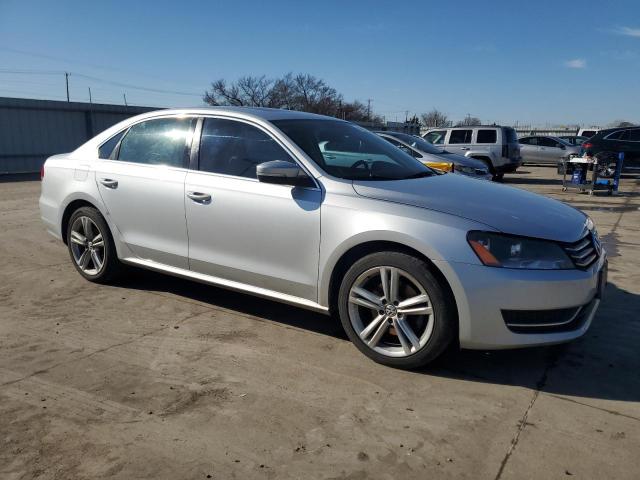 Photo 4 from auction – 2014 VOLKSWAGEN PASSAT SE with VIN 1VWBT7A36EC047845
