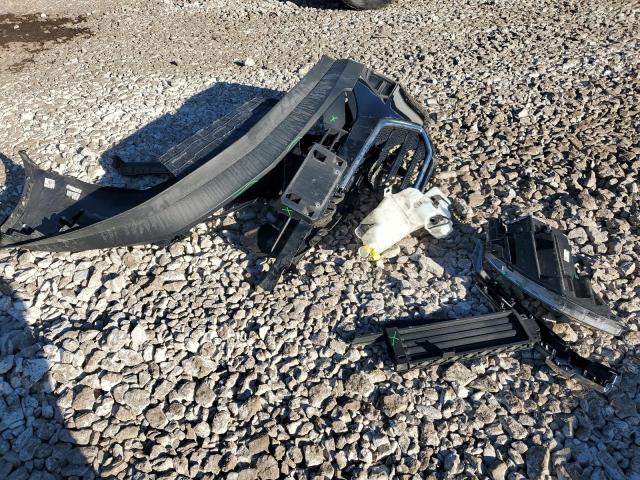 Photo 13 from auction – 2018 CHEVROLET TRAVERSE L with VIN 1GNERFKW5JJ232645
