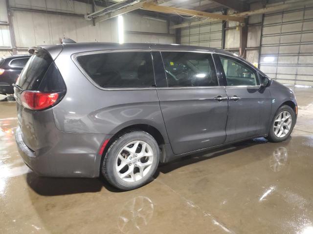 Photo 3 from auction – 2017 CHRYSLER PACIFICA T with VIN 2C4RC1BG5HR841277