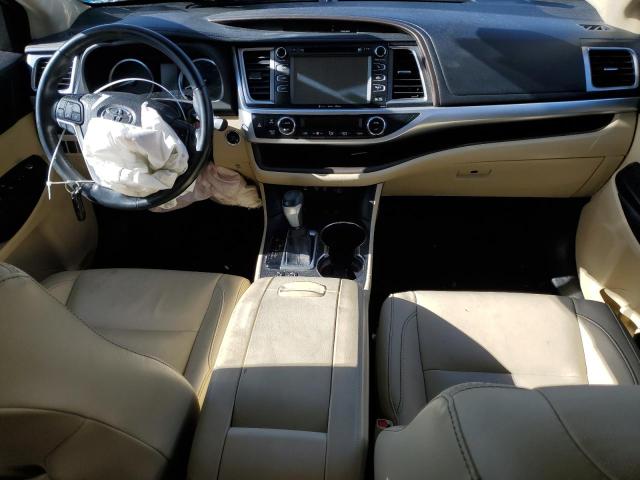 Photo 8 from auction – 2017 TOYOTA HIGHLANDER with VIN 5TDJZRFH2HS469224