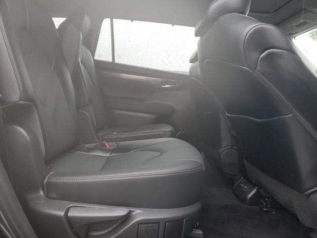 Photo 11 from auction – 2022 TOYOTA HIGHLANDER with VIN 5TDYZRAH6NS105972