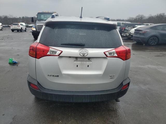 Photo 6 from auction – 2013 TOYOTA RAV4 XLE with VIN JTMRFREV8DD027654
