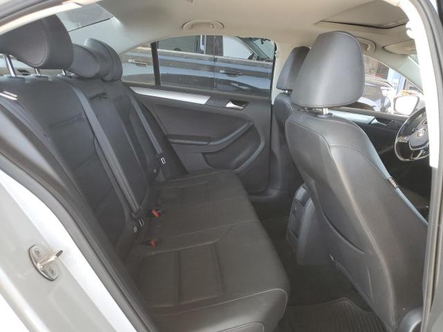 Photo 10 from auction – 2017 VOLKSWAGEN JETTA SE with VIN 3VWDB7AJ1HM254253