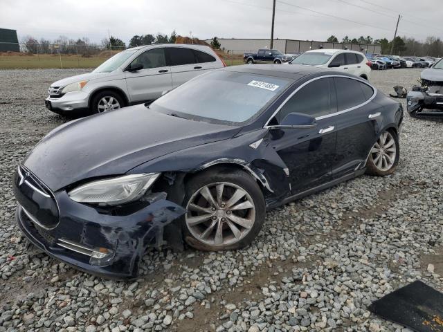 TESLA MODEL S 2013 with VIN 5YJSA1CP2DFP21934 - Photo from auction