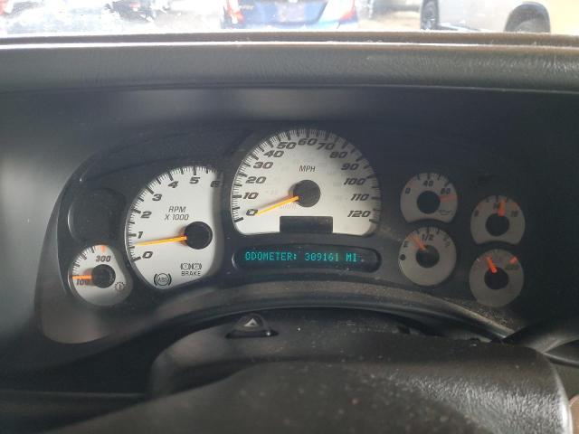 Photo 9 from auction – 2005 CHEVROLET SILVERADO with VIN 2GCEK19N651331052
