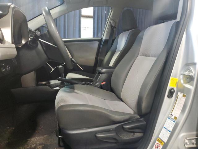 Photo 7 from auction – 2015 TOYOTA RAV4 LE with VIN JTMBFREV2FD171558